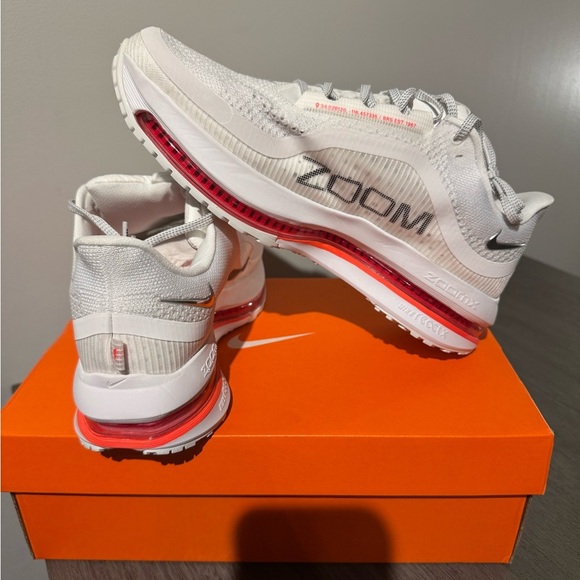 Men’s Nike Pegasus Premium - Picture 2 of 5